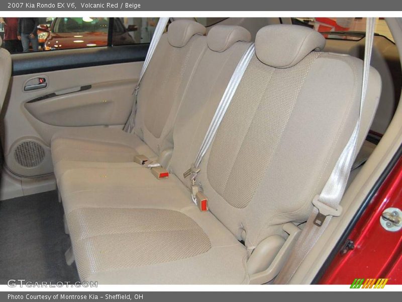 Volcanic Red / Beige 2007 Kia Rondo EX V6