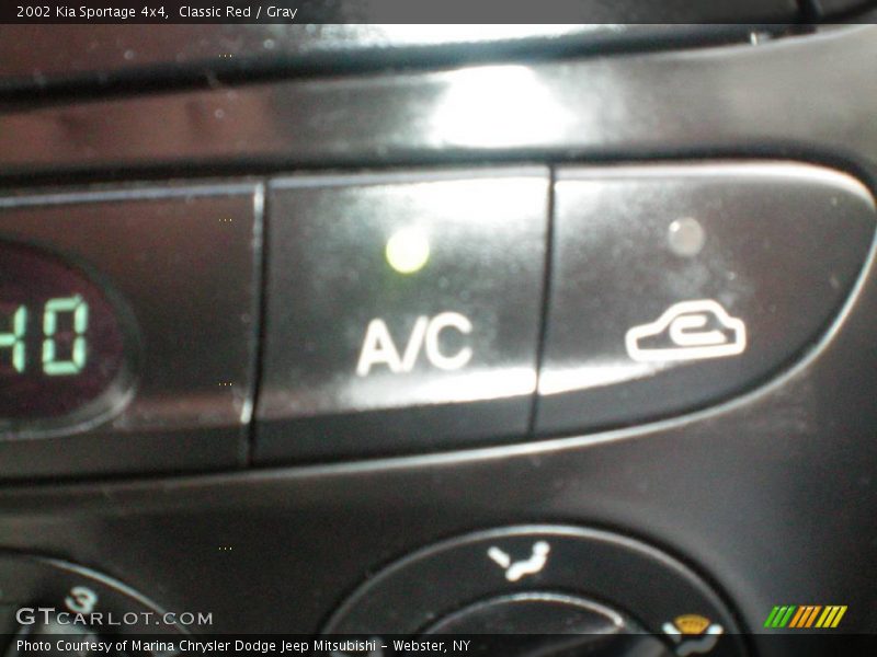 Classic Red / Gray 2002 Kia Sportage 4x4