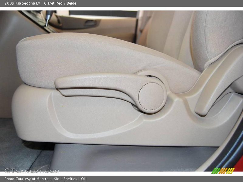 Claret Red / Beige 2009 Kia Sedona LX