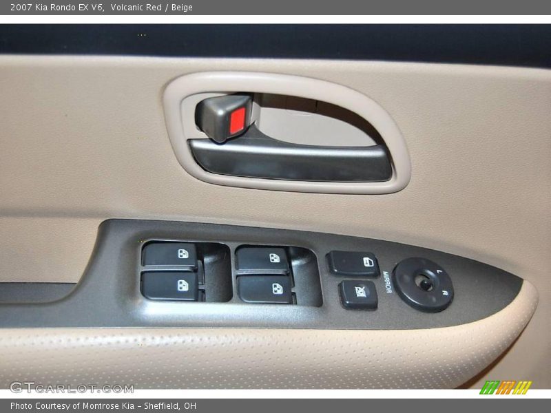 Volcanic Red / Beige 2007 Kia Rondo EX V6
