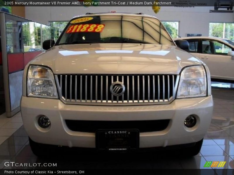 Ivory Parchment Tri-Coat / Medium Dark Parchment 2005 Mercury Mountaineer V8 Premier AWD