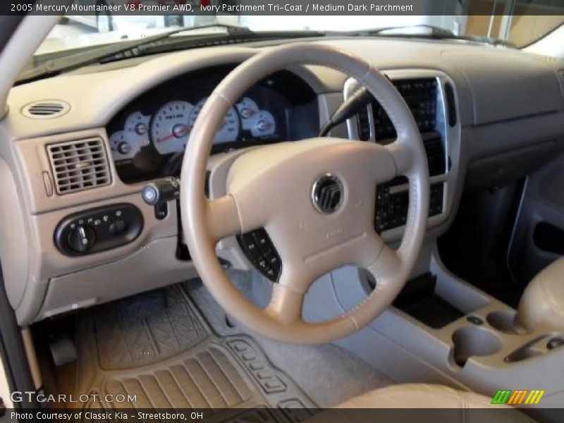 Ivory Parchment Tri-Coat / Medium Dark Parchment 2005 Mercury Mountaineer V8 Premier AWD