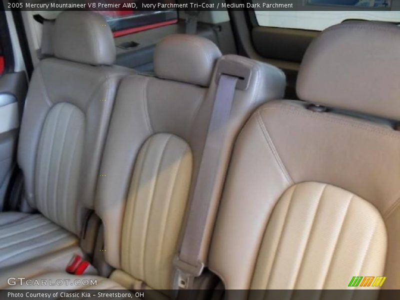 Ivory Parchment Tri-Coat / Medium Dark Parchment 2005 Mercury Mountaineer V8 Premier AWD