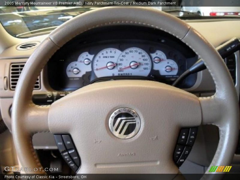 Ivory Parchment Tri-Coat / Medium Dark Parchment 2005 Mercury Mountaineer V8 Premier AWD