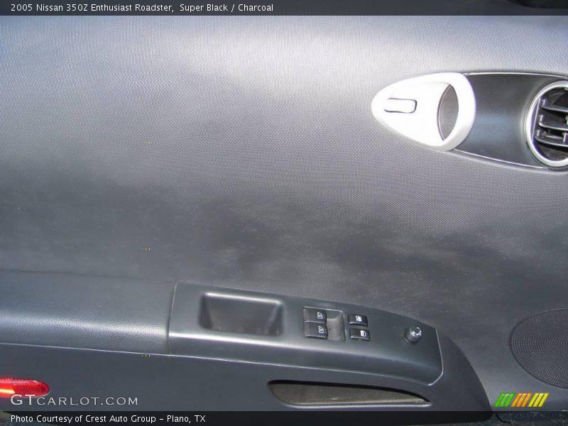Super Black / Charcoal 2005 Nissan 350Z Enthusiast Roadster