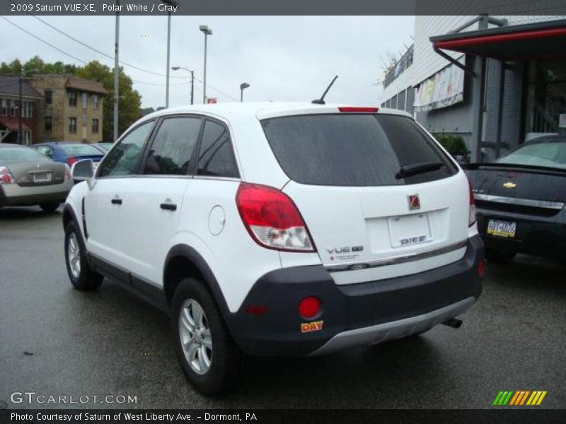 Polar White / Gray 2009 Saturn VUE XE