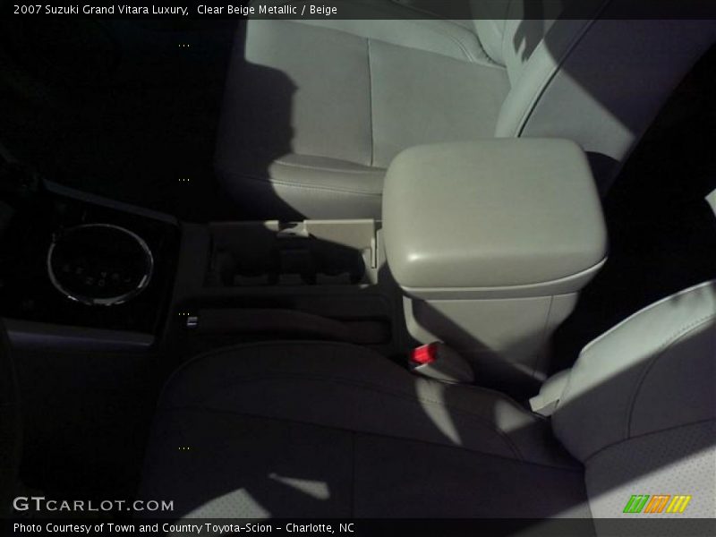 Clear Beige Metallic / Beige 2007 Suzuki Grand Vitara Luxury