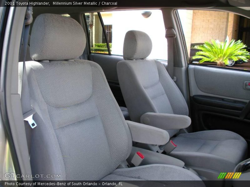 Millennium Silver Metallic / Charcoal 2001 Toyota Highlander