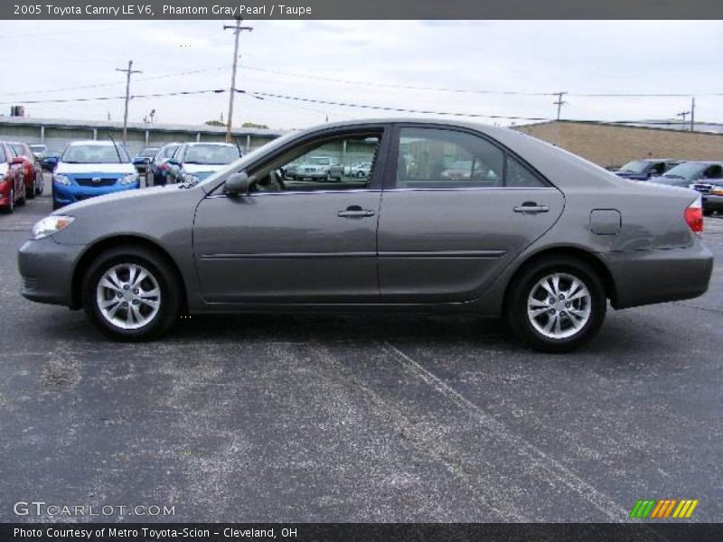 Phantom Gray Pearl / Taupe 2005 Toyota Camry LE V6
