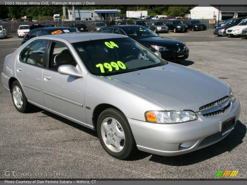 Platinum Metallic / Dusk 2001 Nissan Altima GXE