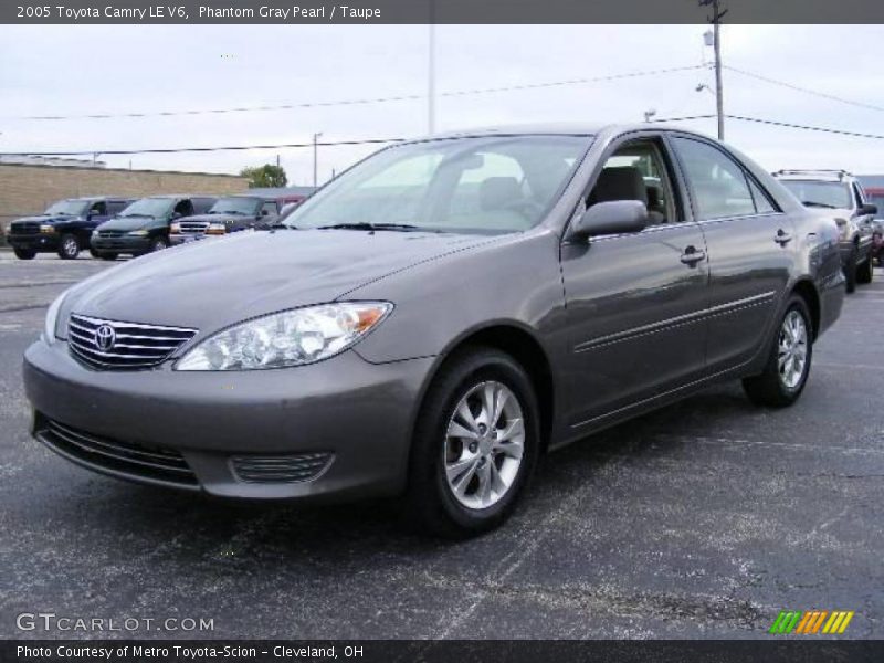 Phantom Gray Pearl / Taupe 2005 Toyota Camry LE V6