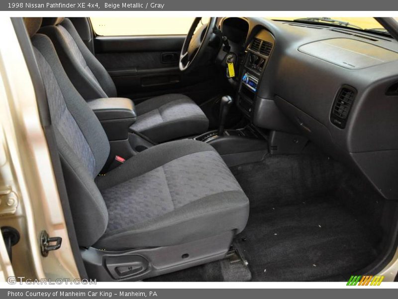 Beige Metallic / Gray 1998 Nissan Pathfinder XE 4x4