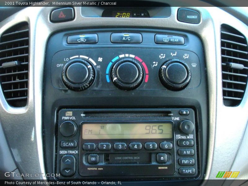 Millennium Silver Metallic / Charcoal 2001 Toyota Highlander