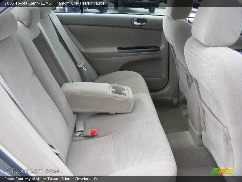 Phantom Gray Pearl / Taupe 2005 Toyota Camry LE V6