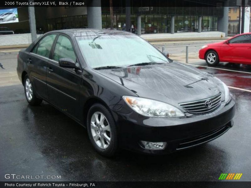 Black / Taupe 2006 Toyota Camry XLE V6