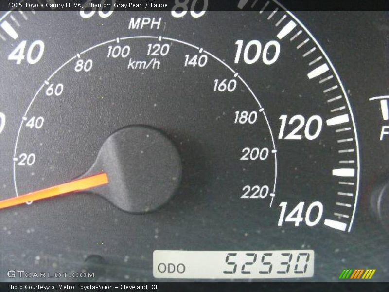 Phantom Gray Pearl / Taupe 2005 Toyota Camry LE V6