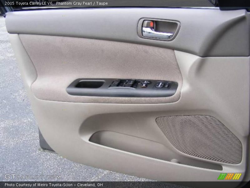Phantom Gray Pearl / Taupe 2005 Toyota Camry LE V6