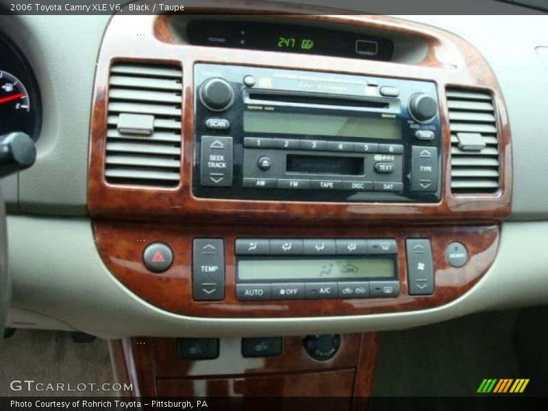 Black / Taupe 2006 Toyota Camry XLE V6