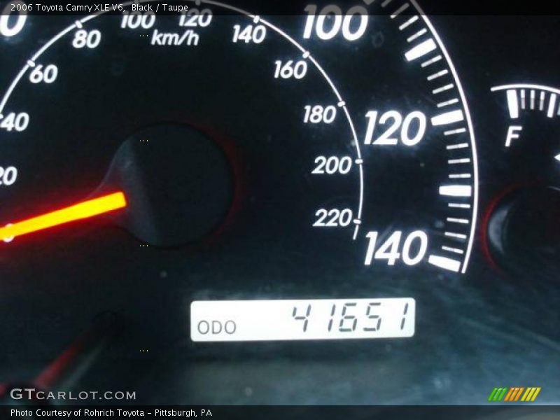 Black / Taupe 2006 Toyota Camry XLE V6