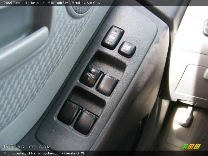 Millenium Silver Metallic / Ash Gray 2006 Toyota Highlander I4