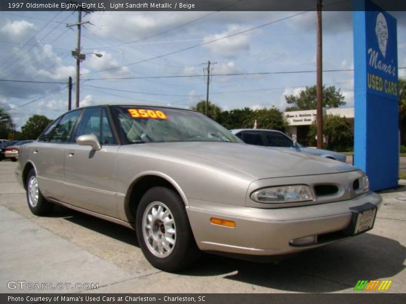 Light Sandrift Metallic / Beige 1997 Oldsmobile Eighty-Eight LS