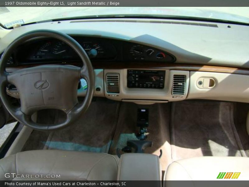 Light Sandrift Metallic / Beige 1997 Oldsmobile Eighty-Eight LS