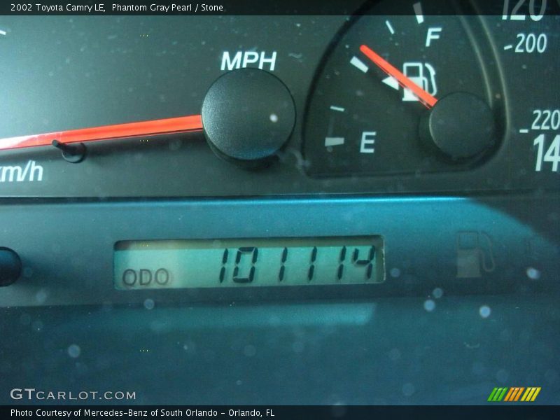 Phantom Gray Pearl / Stone 2002 Toyota Camry LE