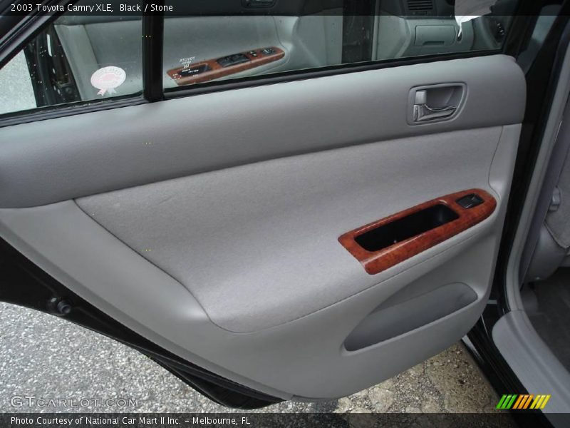Black / Stone 2003 Toyota Camry XLE
