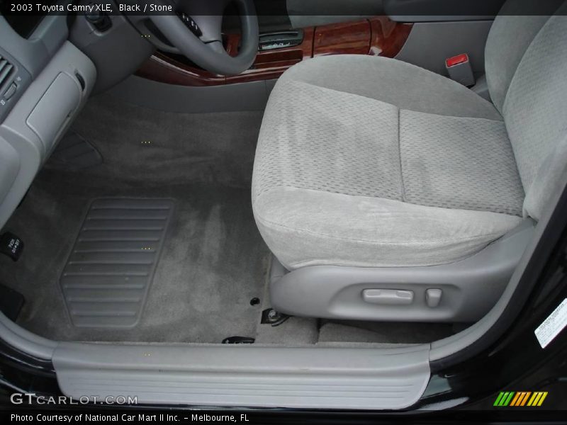 Black / Stone 2003 Toyota Camry XLE