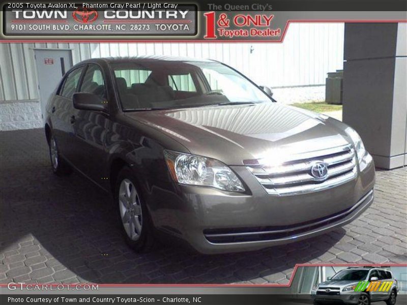 Phantom Gray Pearl / Light Gray 2005 Toyota Avalon XL
