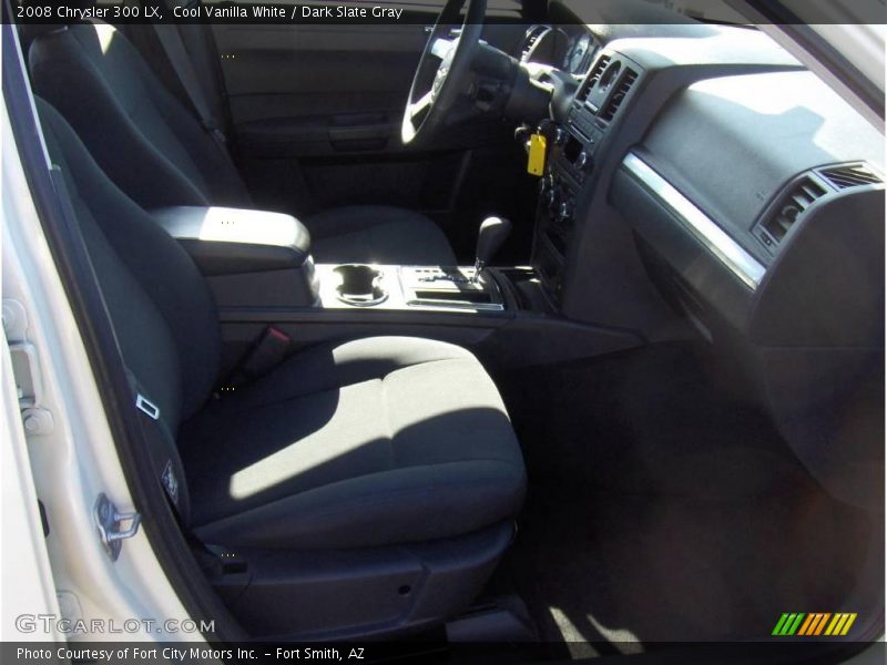 Cool Vanilla White / Dark Slate Gray 2008 Chrysler 300 LX