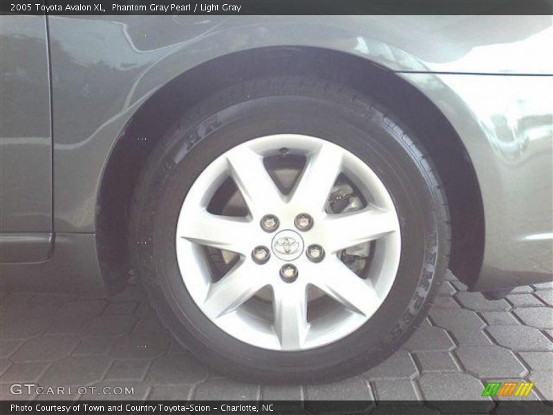 Phantom Gray Pearl / Light Gray 2005 Toyota Avalon XL