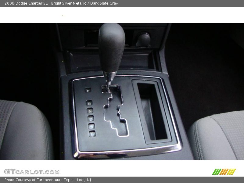 Bright Silver Metallic / Dark Slate Gray 2008 Dodge Charger SE