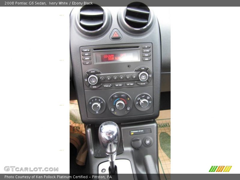 Ivory White / Ebony Black 2008 Pontiac G6 Sedan