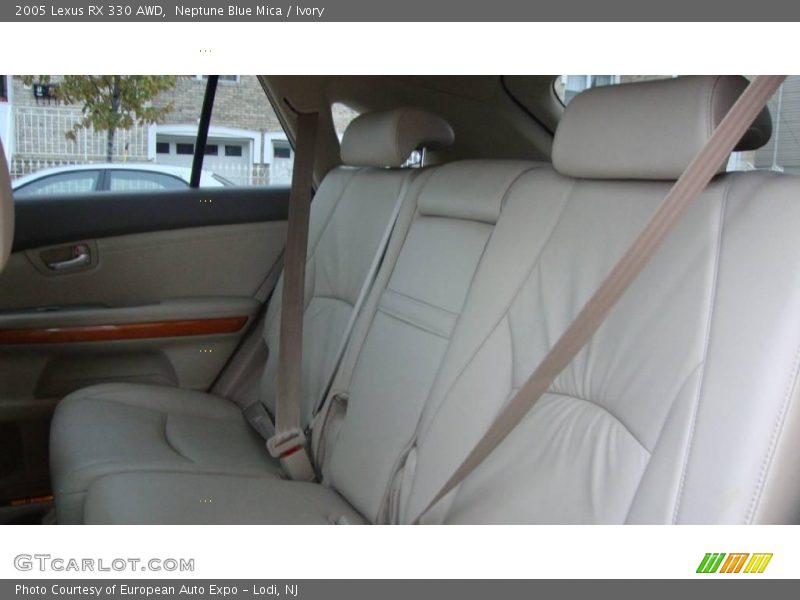 Neptune Blue Mica / Ivory 2005 Lexus RX 330 AWD