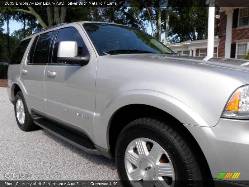 Silver Birch Metallic / Camel 2005 Lincoln Aviator Luxury AWD