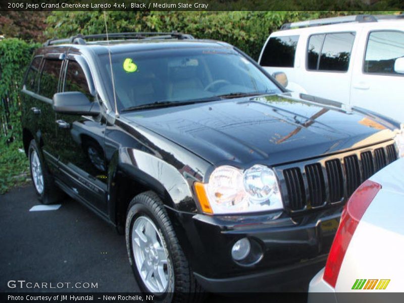 Black / Medium Slate Gray 2006 Jeep Grand Cherokee Laredo 4x4