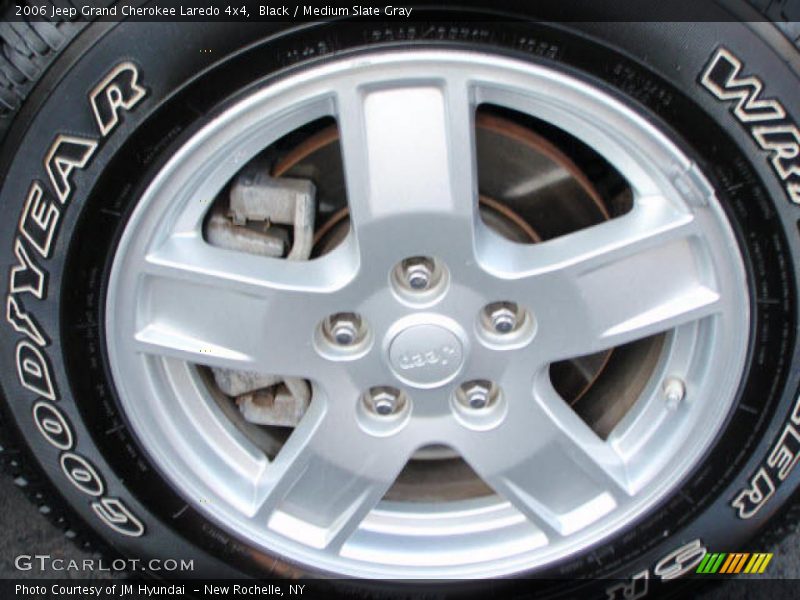 Black / Medium Slate Gray 2006 Jeep Grand Cherokee Laredo 4x4
