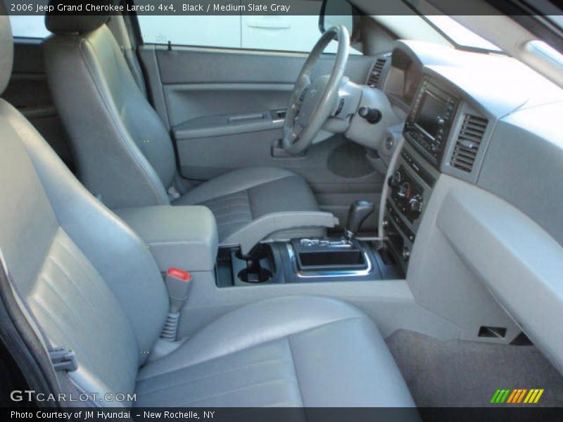 Black / Medium Slate Gray 2006 Jeep Grand Cherokee Laredo 4x4