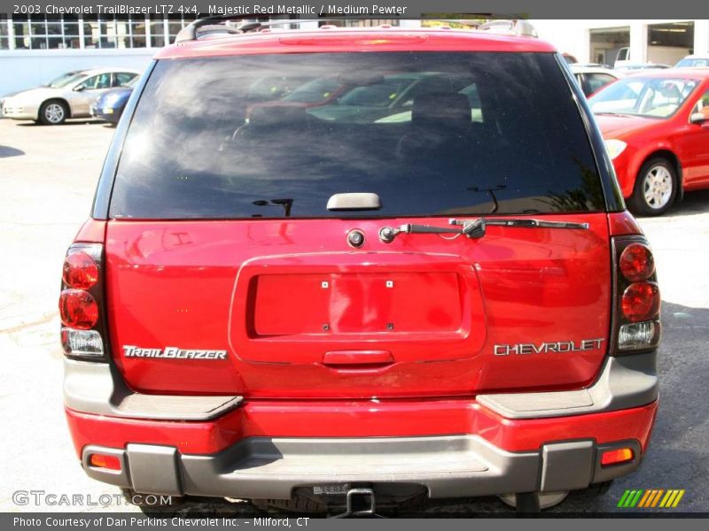 Majestic Red Metallic / Medium Pewter 2003 Chevrolet TrailBlazer LTZ 4x4