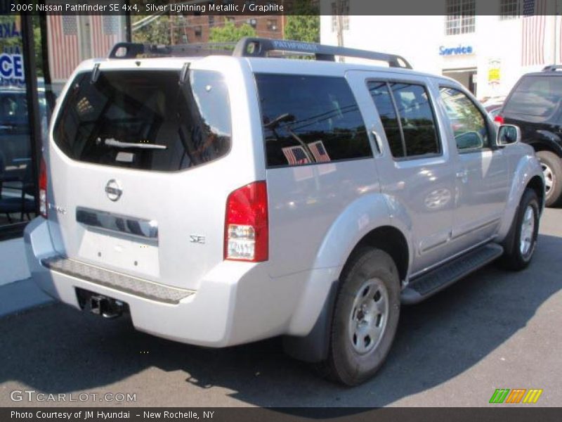 Silver Lightning Metallic / Graphite 2006 Nissan Pathfinder SE 4x4