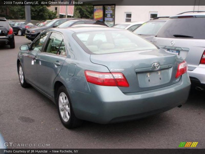 Aloe Green Metallic / Bisque 2009 Toyota Camry LE