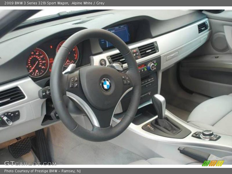 Alpine White / Grey 2009 BMW 3 Series 328i Sport Wagon