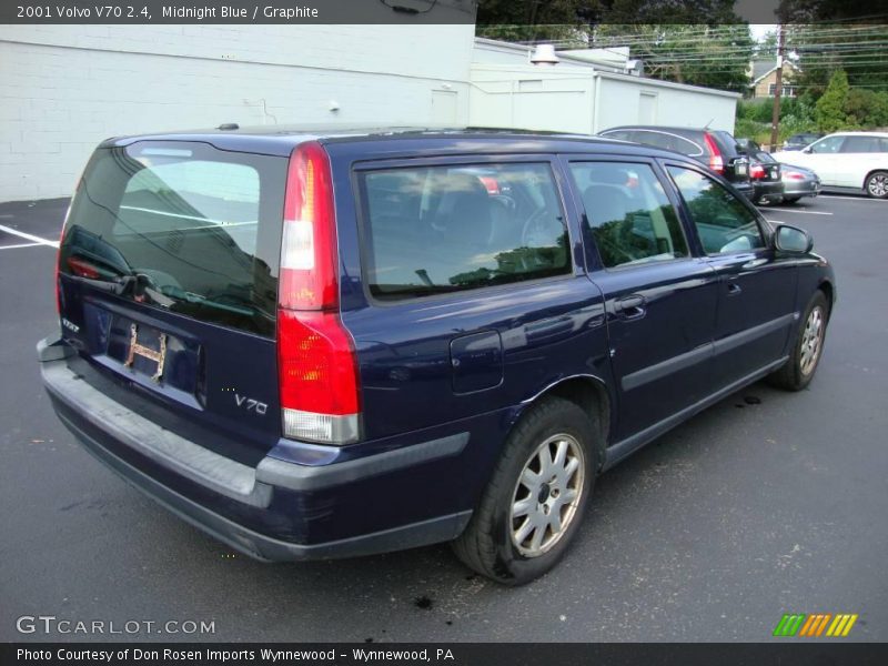 Midnight Blue / Graphite 2001 Volvo V70 2.4
