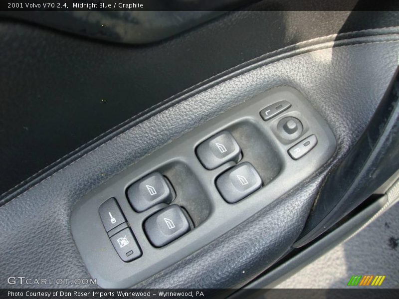 Midnight Blue / Graphite 2001 Volvo V70 2.4