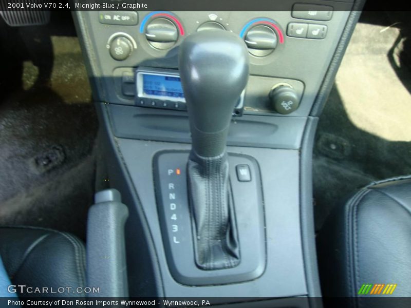 Midnight Blue / Graphite 2001 Volvo V70 2.4