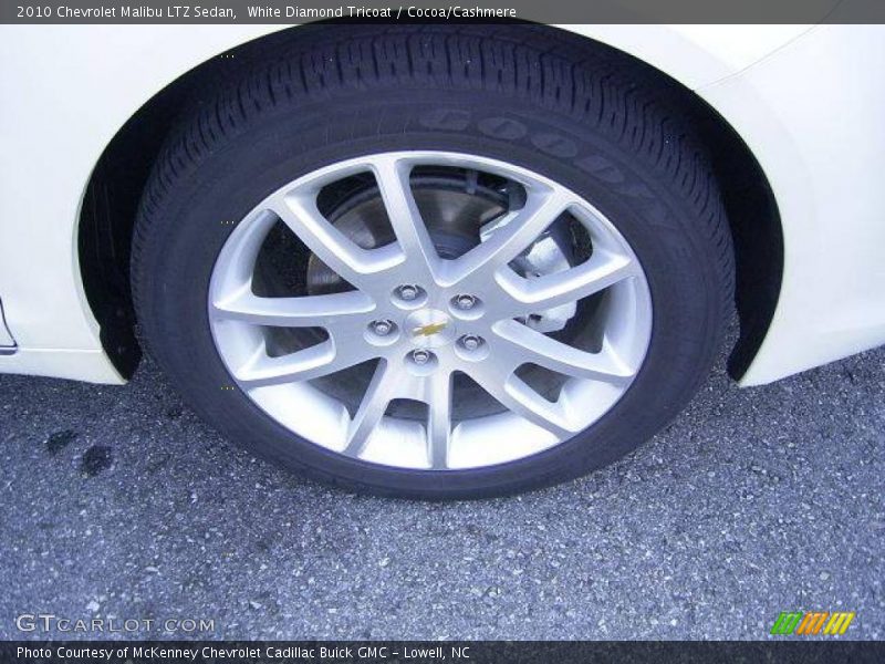 White Diamond Tricoat / Cocoa/Cashmere 2010 Chevrolet Malibu LTZ Sedan