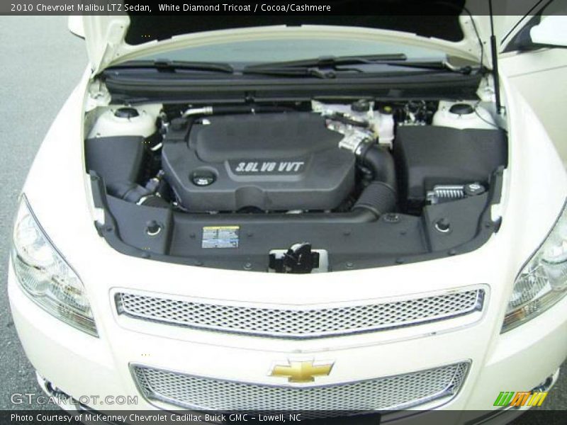 White Diamond Tricoat / Cocoa/Cashmere 2010 Chevrolet Malibu LTZ Sedan