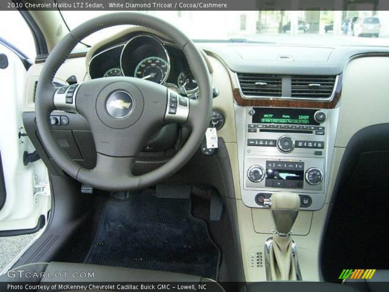 White Diamond Tricoat / Cocoa/Cashmere 2010 Chevrolet Malibu LTZ Sedan