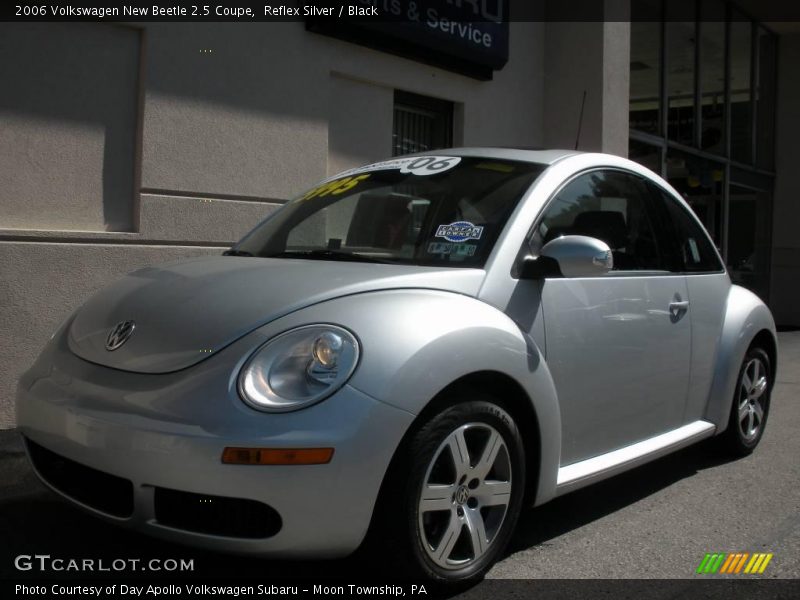 Reflex Silver / Black 2006 Volkswagen New Beetle 2.5 Coupe